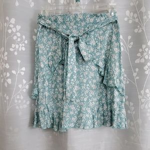 NEVER BEEN WORN! Floral skirt